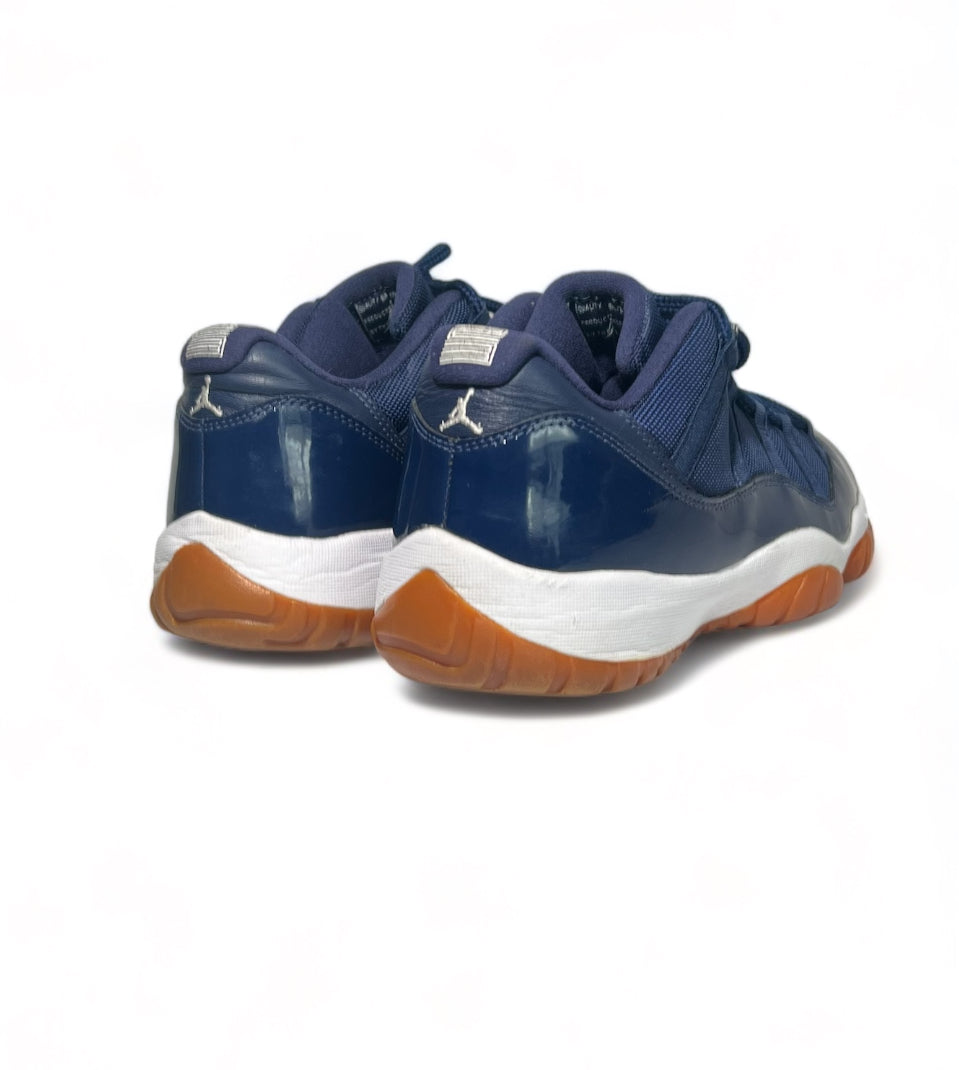 Jordan 11 Lows (Navy/Gum) Size 12